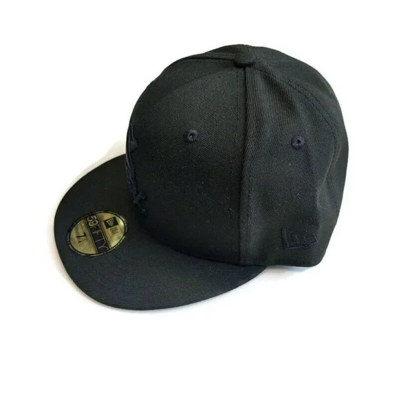 59Fifty New Era Size 7 1/4 Chicago White Sox Fitted Hat Cap Basic Black On Black - Picture 5 of 7